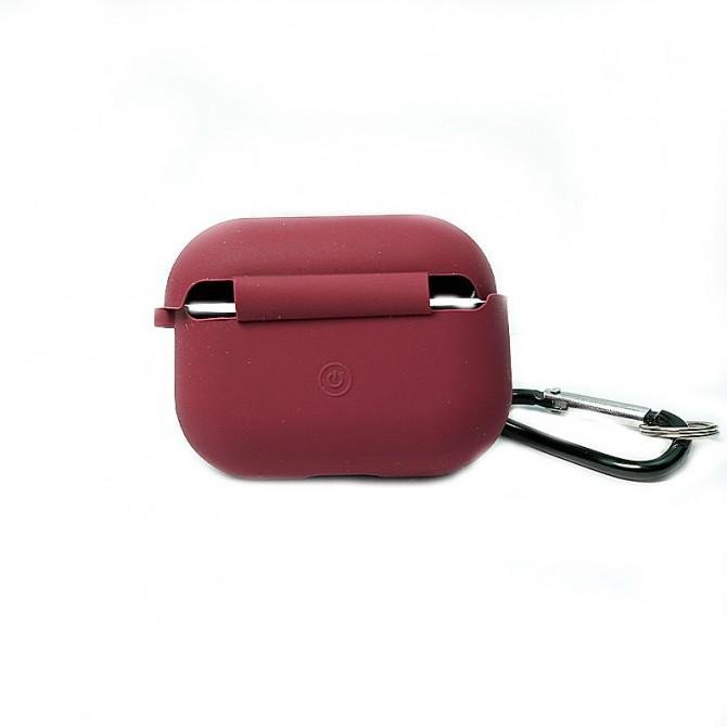 Чехол U-Like Silicone Protective Case For Airpods Pro 2 Plum-1