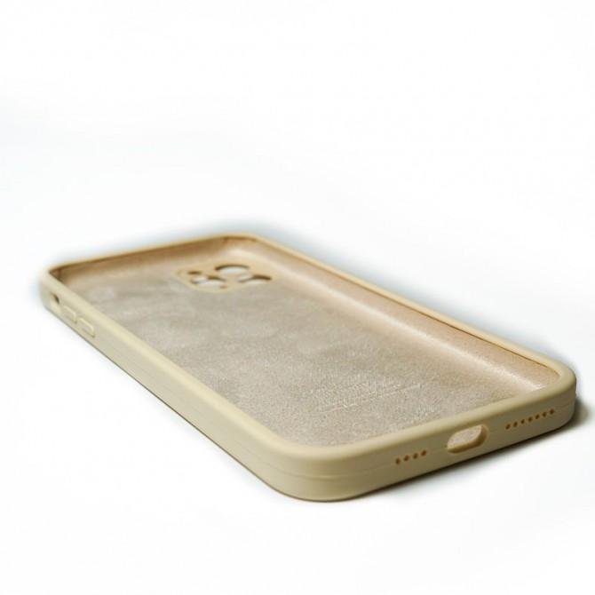 Силиконовый чехол для iPhone 11 Pro Max Молочный FULL (SQUARE SHAPE)-2