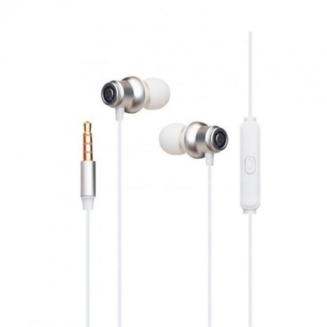 Наушники Celebrat D5 White + mic + button call answering