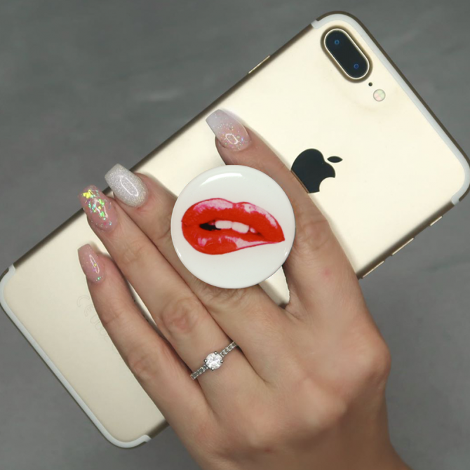 Держатель Pop Socket Lips-3