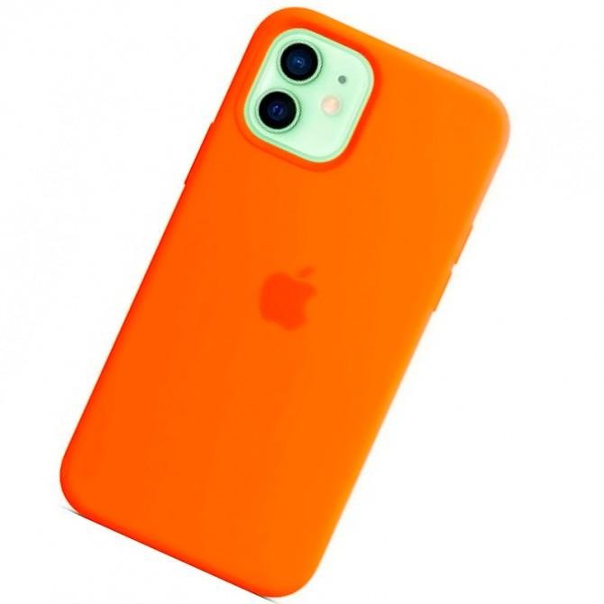 Оригинальный силиконовый чехол для iPhone 12 /12 Pro Оранжевый-2