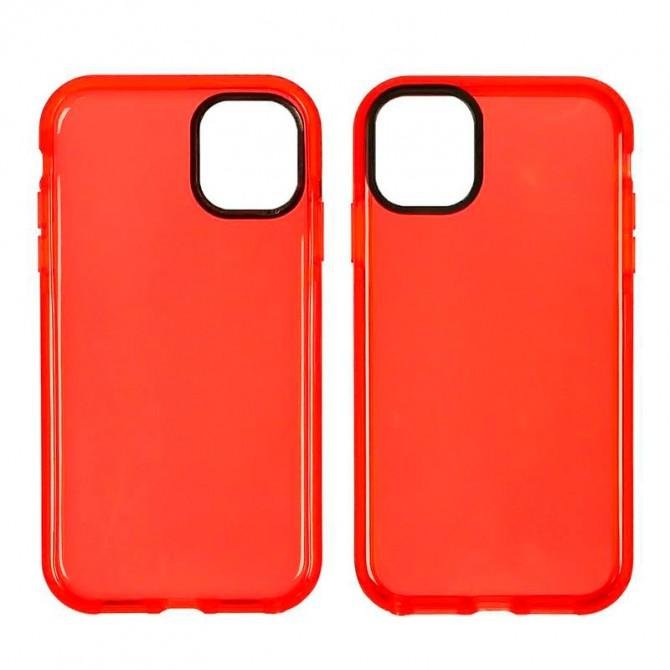 Чехол силиконовый Clear Neon для Apple iPhone 13 Pro Красный