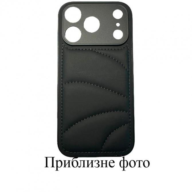 Чохол-накладка Striped Jacket для iPhone 15 Black