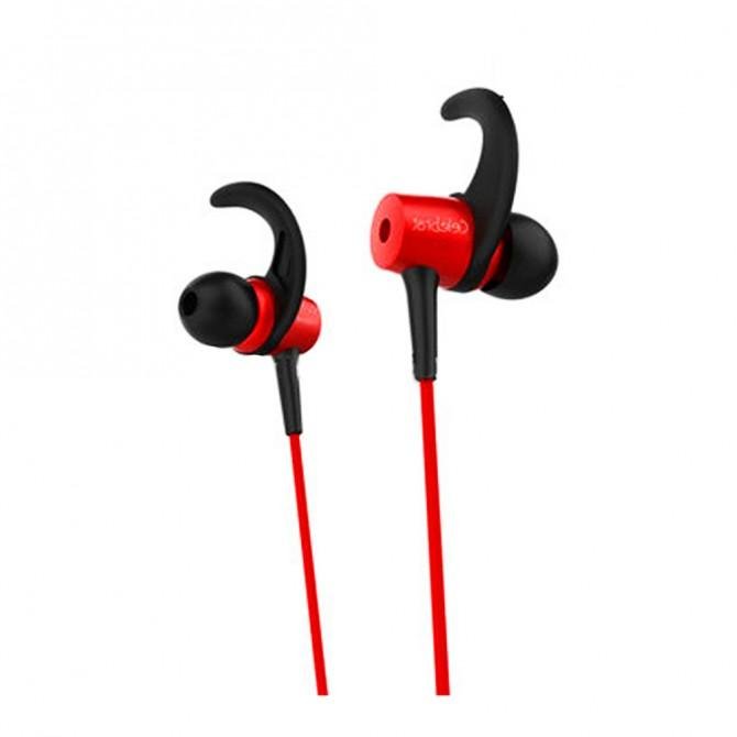 Беспроводные наушники Celebrat A15 Красный-1