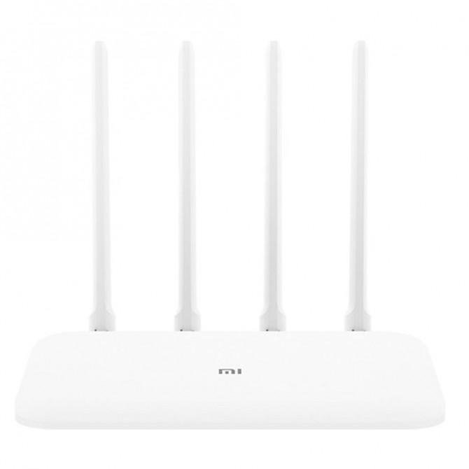 Роутер Xiaomi Mi WiFi Router 4A Gigabit Edition DVB4224GL White-1