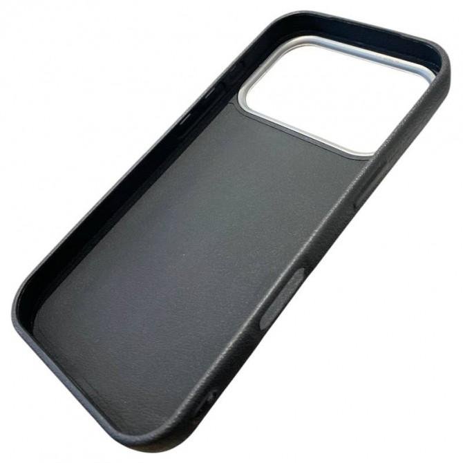 Накладка Happy Bear для iPhone 17 Pro Max Black-3