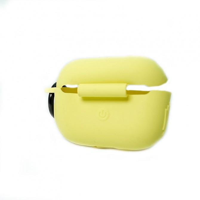 Чехол U-Like Silicone Protective Case For Airpods Pro Slim Flash-1