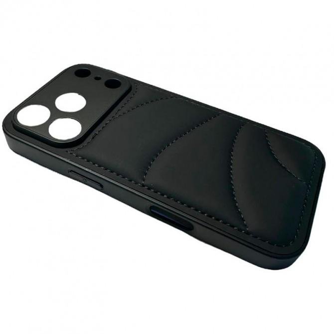 Чохол-накладка Striped Jacket для iPhone 17 Pro Max Black-2