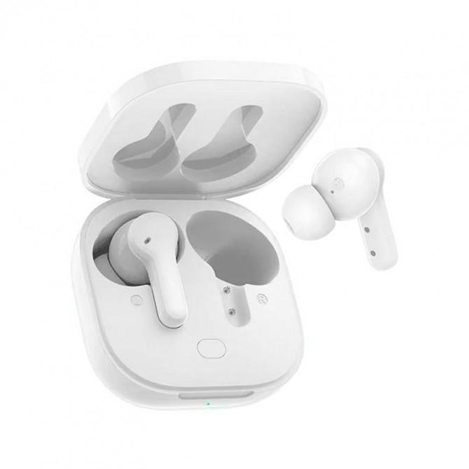 Навушники QCY T13 TWS White-1
