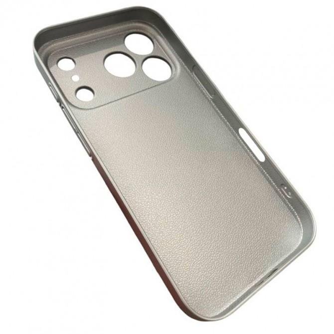 Чехол-накладка Frosted Glass для iPhone 16 Plus Silver-2