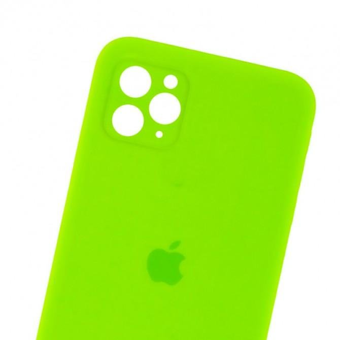 Оригинальный силиконовый чехол для iPhone 11 Pro Max Салатовый FULL (with camera protection)-1